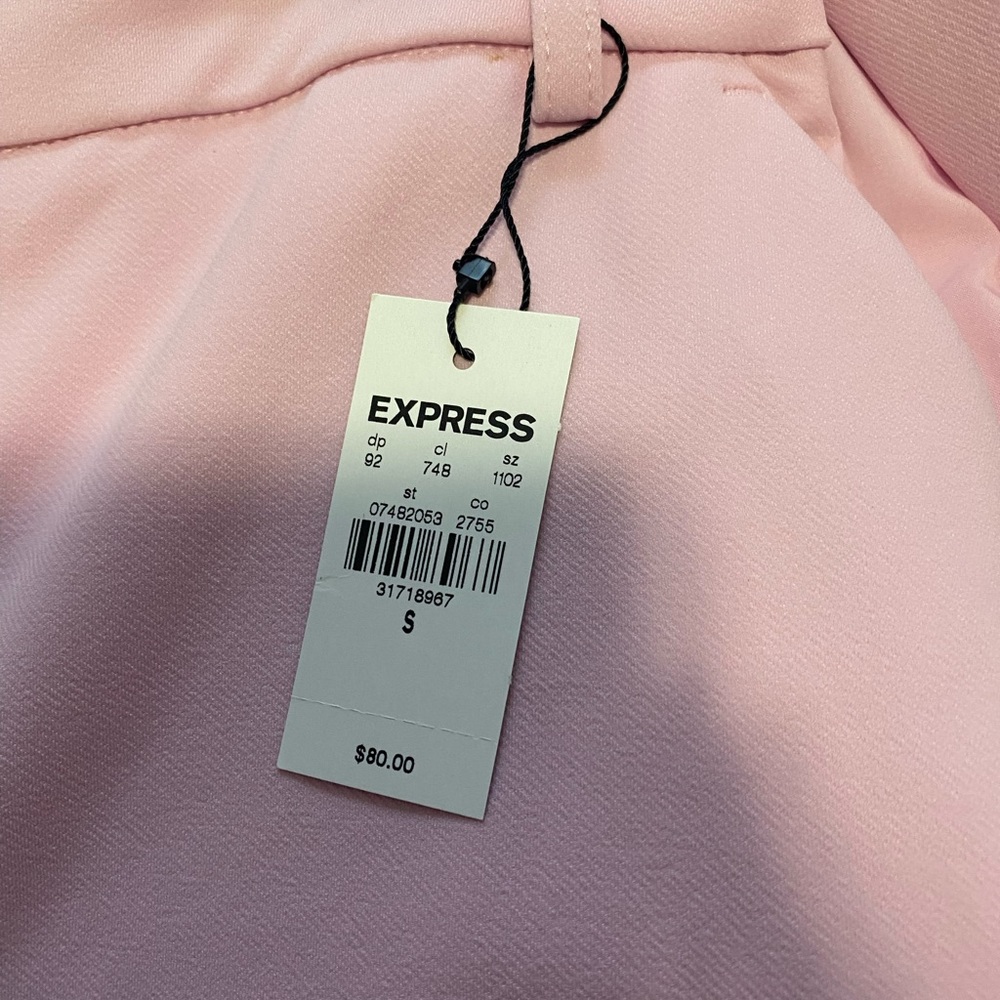 Express Suits - Picture 4 of 9